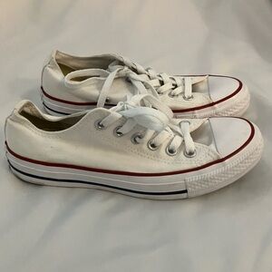 Converse Chuck Taylor All Star Low-Top Sneaker 5M/7W